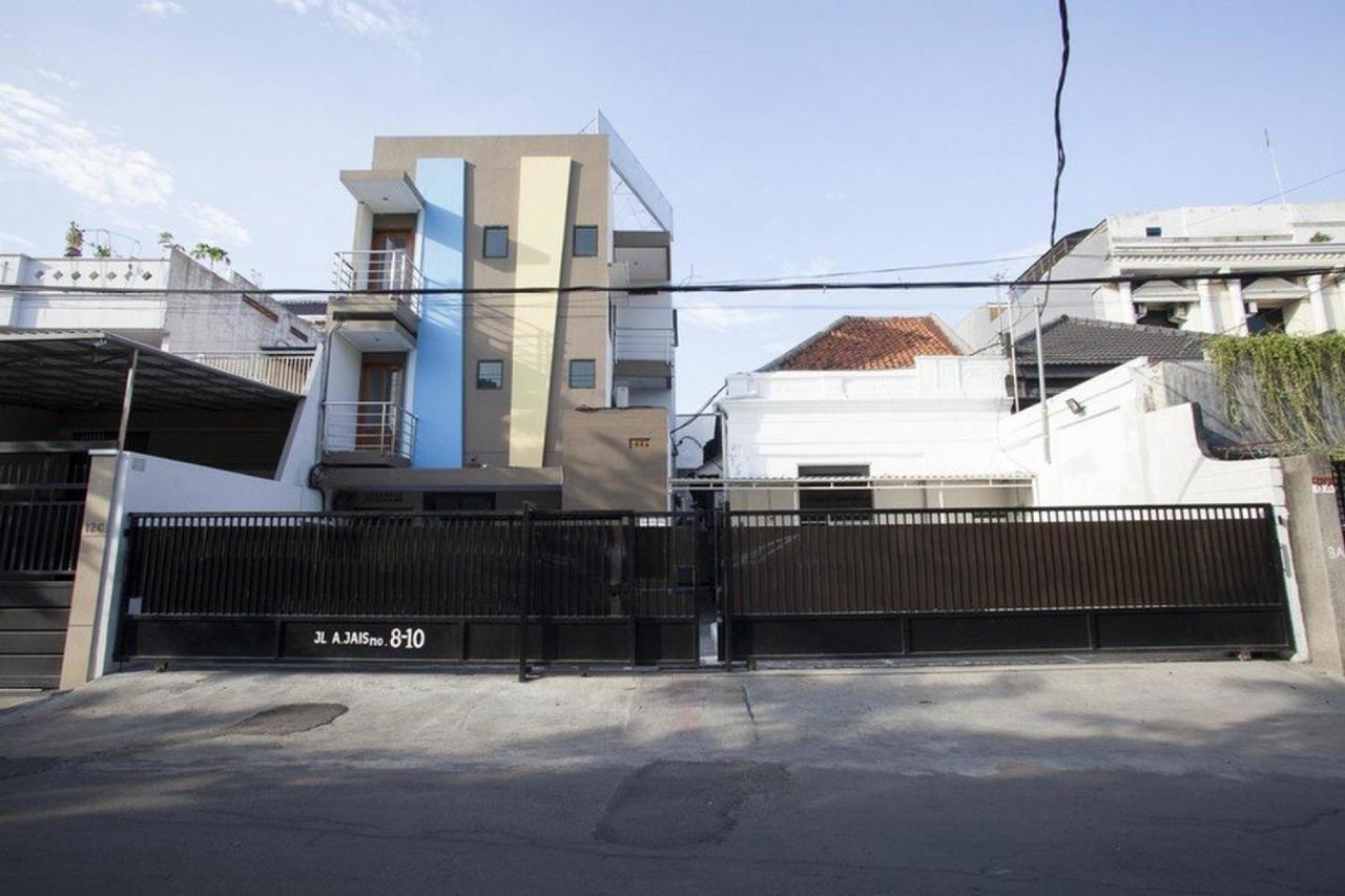 Reddoorz @ Genteng Surabaia Exterior foto