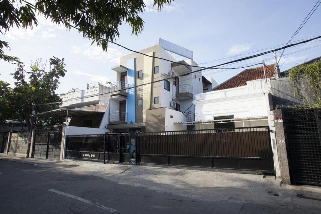 Reddoorz @ Genteng Surabaia Exterior foto